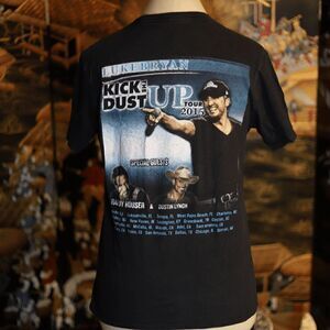 Small Luke Bryan 2015 Kick The Dust Up Tour Band Tee
